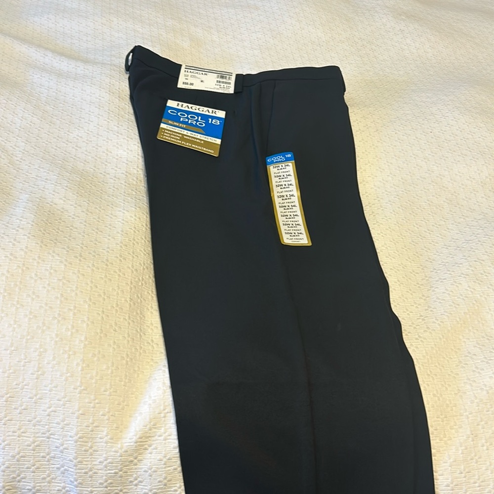New with tags men’s 32W x 34L black Haggar pants